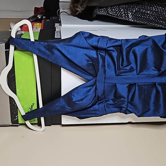 🦋BA Nites Electric Blue Gown - Picture 1 of 6